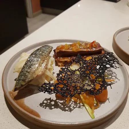 La Planette Oda ve Kahvaltı Aussonne