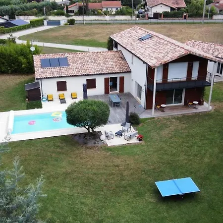 La Planette Bed & Breakfast