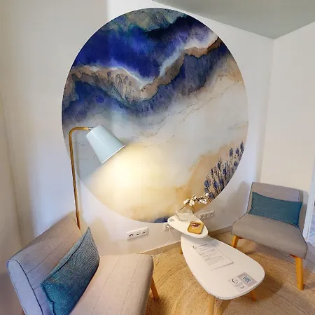 La Planette Bed & Breakfast *