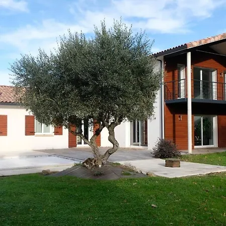 La Planette Bed & Breakfast Aussonne