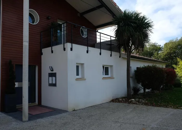 La Planette Bed and breakfast